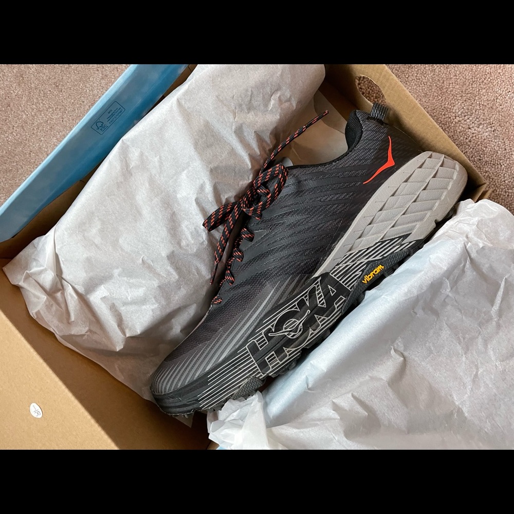 HOKA MEN’S SPEEDGOAT 4